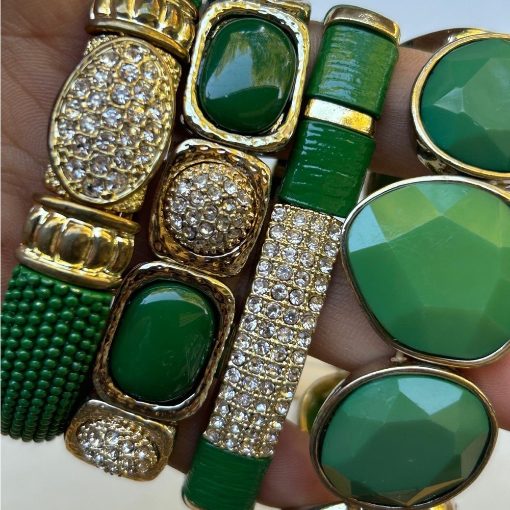 Green and Gold Emerald Bracelet with Diamond Accents